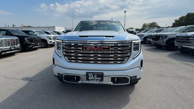 GMC Sierra 1500 Vehicle Full-screen Gallery Image 04