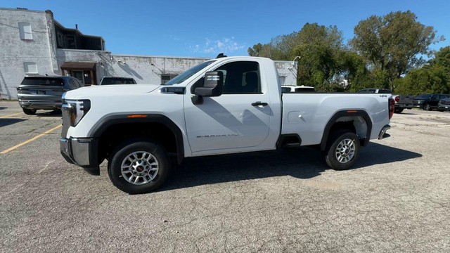 GMC Sierra 2500HD Vehicle Full-screen Gallery Image 06