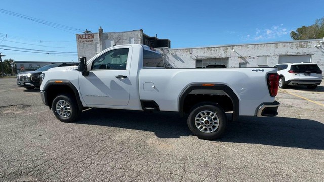 GMC Sierra 2500HD Vehicle Full-screen Gallery Image 07