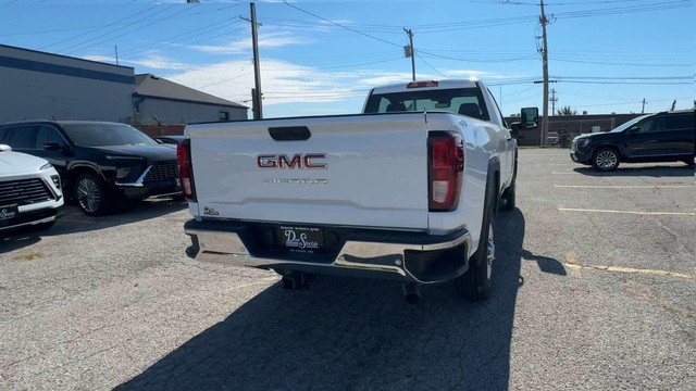 GMC Sierra 2500HD Vehicle Full-screen Gallery Image 09