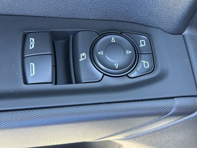 GMC Sierra 2500HD Vehicle Full-screen Gallery Image 13