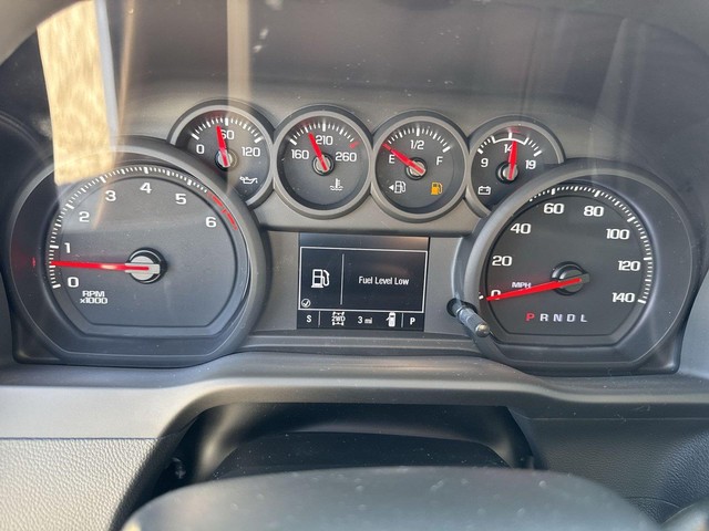 GMC Sierra 2500HD Vehicle Full-screen Gallery Image 15