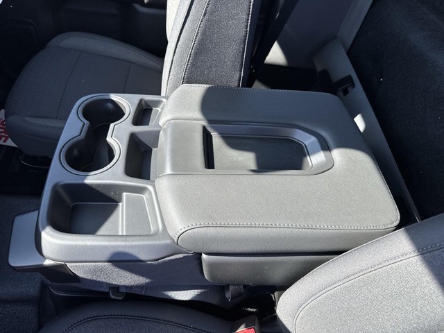 GMC Sierra 2500HD Vehicle Full-screen Gallery Image 20