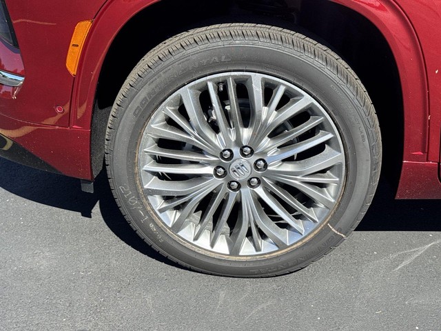 Buick Enclave Vehicle Full-screen Gallery Image 10