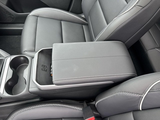 GMC Terrain Vehicle Full-screen Gallery Image 21