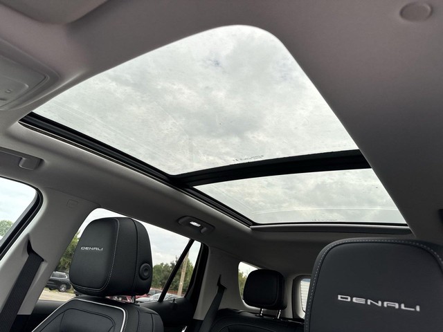 GMC Terrain Vehicle Full-screen Gallery Image 22