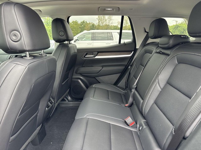 GMC Terrain Vehicle Full-screen Gallery Image 23