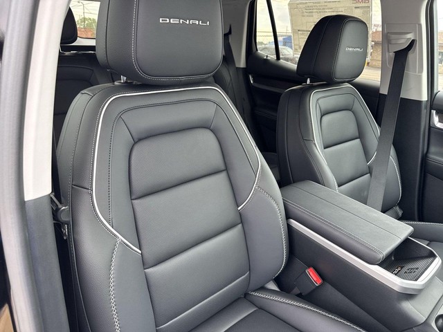 GMC Terrain Vehicle Full-screen Gallery Image 25
