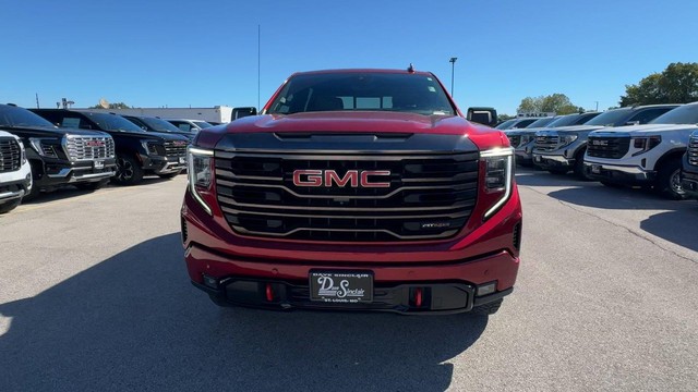 GMC Sierra 1500 Vehicle Full-screen Gallery Image 05