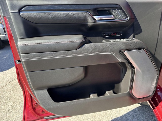 GMC Sierra 1500 Vehicle Full-screen Gallery Image 27