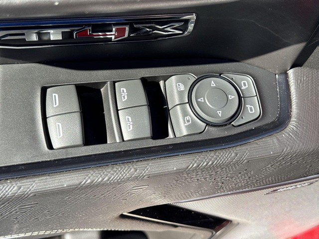 GMC Sierra 1500 Vehicle Full-screen Gallery Image 28