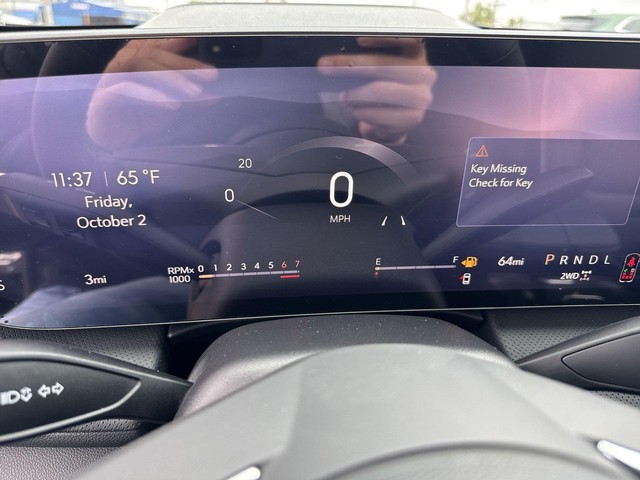 Buick Enclave Vehicle Full-screen Gallery Image 15