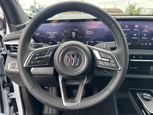 Buick Enclave Vehicle Full-screen Gallery Image 14