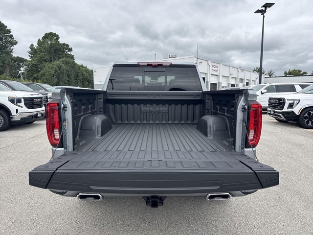 GMC Sierra 1500 Vehicle Full-screen Gallery Image 24