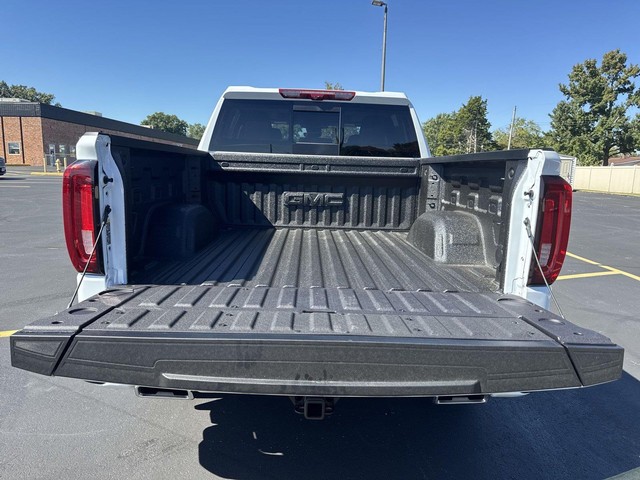 GMC Sierra 1500 Vehicle Full-screen Gallery Image 24
