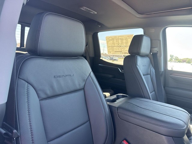 GMC Sierra 1500 Vehicle Full-screen Gallery Image 25