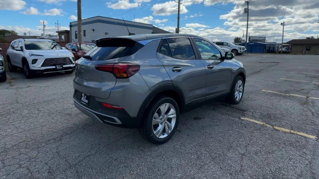Buick Encore GX Vehicle Full-screen Gallery Image 09
