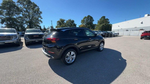 Buick Encore GX Vehicle Full-screen Gallery Image 09