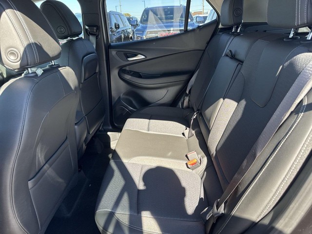 Buick Encore GX Vehicle Full-screen Gallery Image 21
