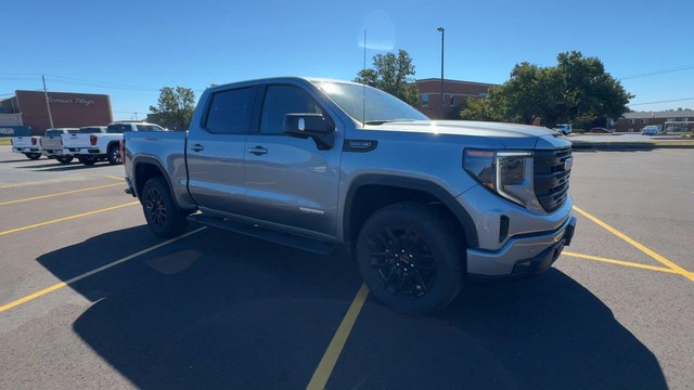 GMC Sierra 1500 Vehicle Full-screen Gallery Image 03