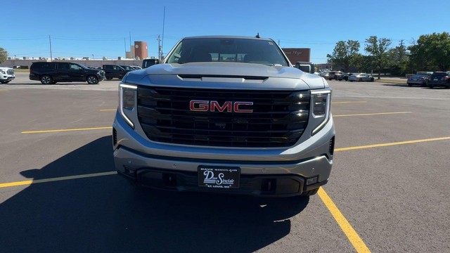 GMC Sierra 1500 Vehicle Full-screen Gallery Image 04