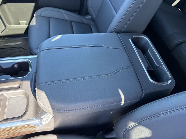 GMC Sierra 1500 Vehicle Full-screen Gallery Image 21