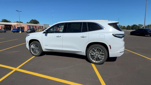 Buick Enclave Vehicle Full-screen Gallery Image 07