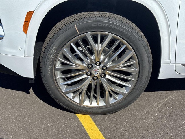 Buick Enclave Vehicle Full-screen Gallery Image 10
