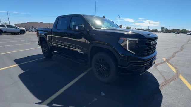 GMC Sierra 1500 Vehicle Full-screen Gallery Image 03