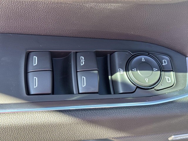 GMC Sierra 1500 Vehicle Full-screen Gallery Image 13