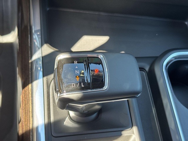 GMC Sierra 1500 Vehicle Full-screen Gallery Image 20