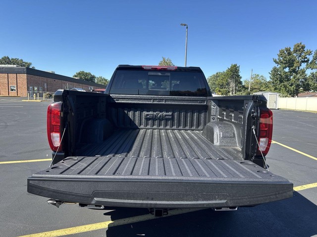 GMC Sierra 1500 Vehicle Full-screen Gallery Image 24