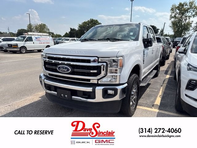 Ford Super Duty F-250 SRW Vehicle Full-screen Gallery Image 02