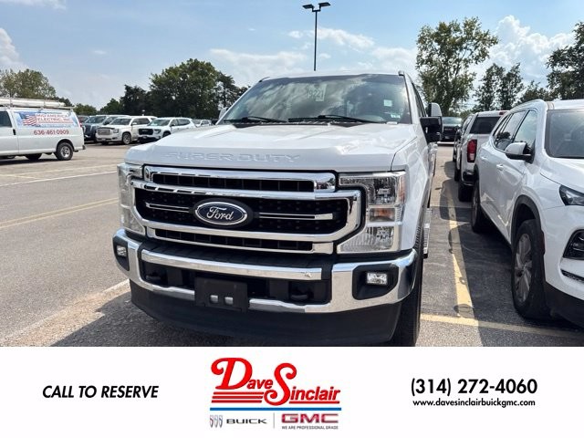 Ford Super Duty F-250 SRW Vehicle Full-screen Gallery Image 03