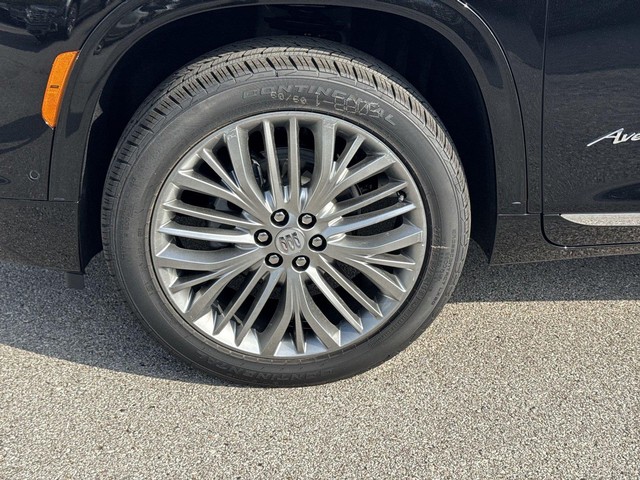 Buick Enclave Vehicle Full-screen Gallery Image 10