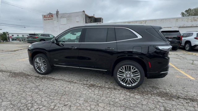 Buick Enclave Vehicle Full-screen Gallery Image 07