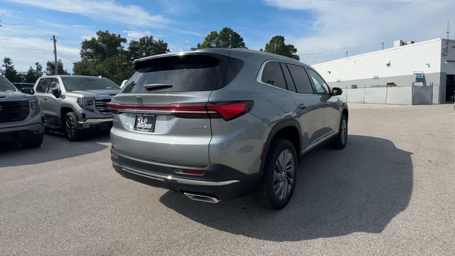 Buick Enclave Vehicle Full-screen Gallery Image 09