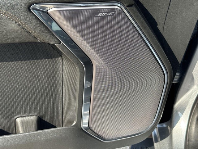 Chevrolet Silverado 1500 Vehicle Full-screen Gallery Image 28