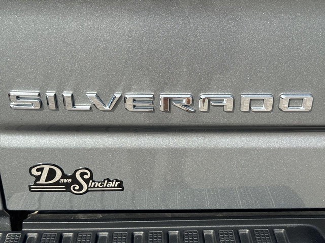 Chevrolet Silverado 1500 Vehicle Full-screen Gallery Image 36