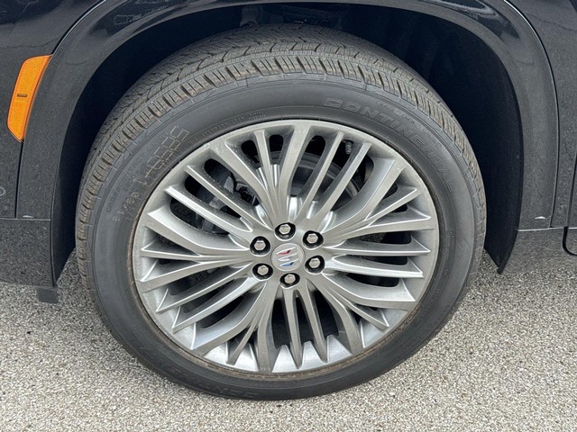 Buick Enclave Vehicle Full-screen Gallery Image 10