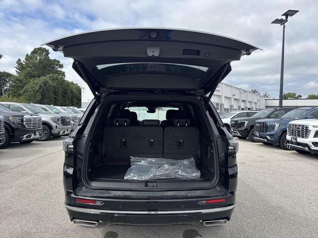 Buick Enclave Vehicle Full-screen Gallery Image 25