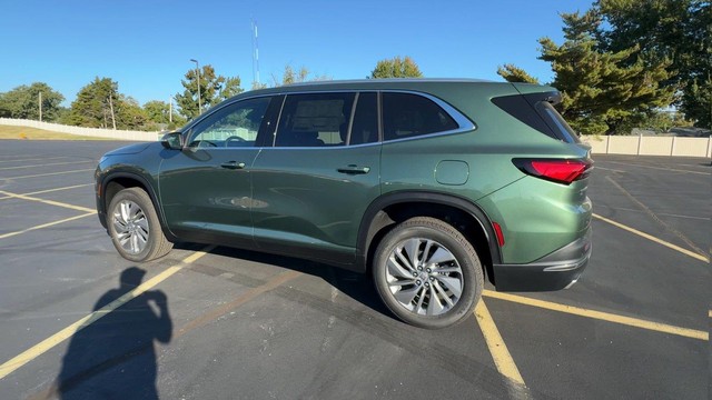 Buick Enclave Vehicle Full-screen Gallery Image 07