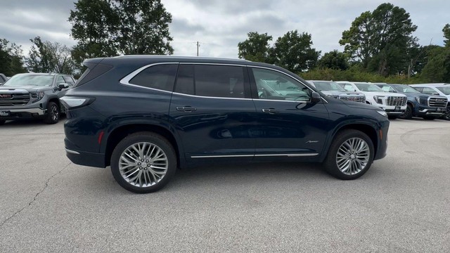 Buick Enclave Vehicle Full-screen Gallery Image 02