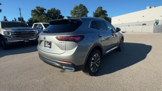 Buick Envision Vehicle Full-screen Gallery Image 11
