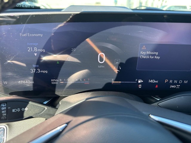 Buick Envision Vehicle Full-screen Gallery Image 15