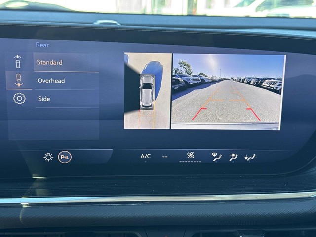 Buick Envision Vehicle Full-screen Gallery Image 18