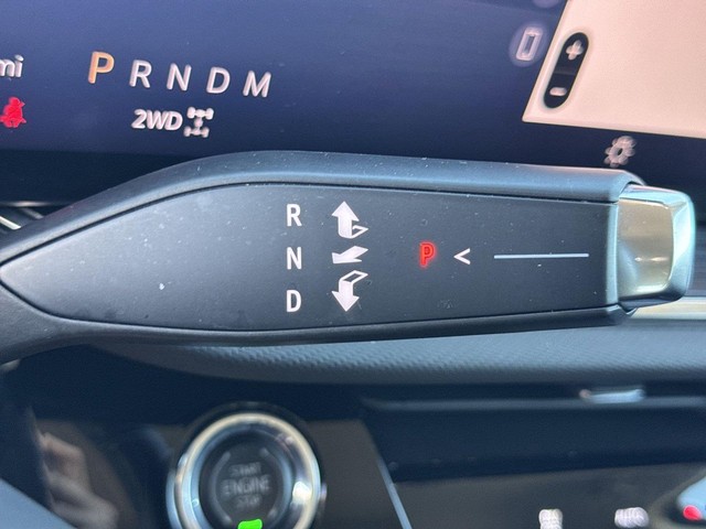 Buick Envision Vehicle Full-screen Gallery Image 19