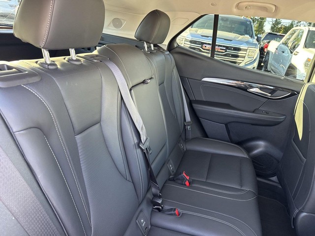 Buick Envision Vehicle Full-screen Gallery Image 30