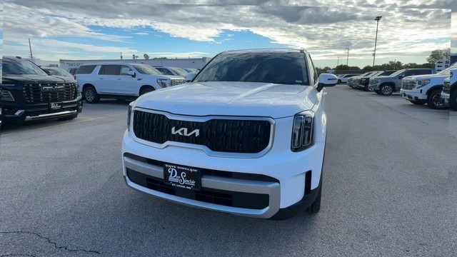 Kia Telluride Vehicle Full-screen Gallery Image 05