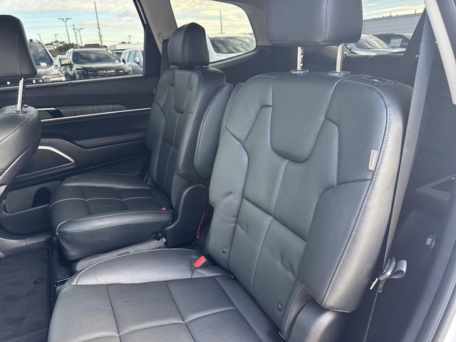Kia Telluride Vehicle Full-screen Gallery Image 29